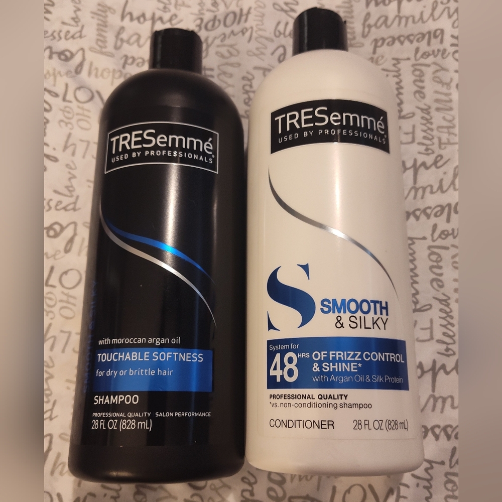 NEW! TRESemme Shampoo And Conditioner Set 28oz